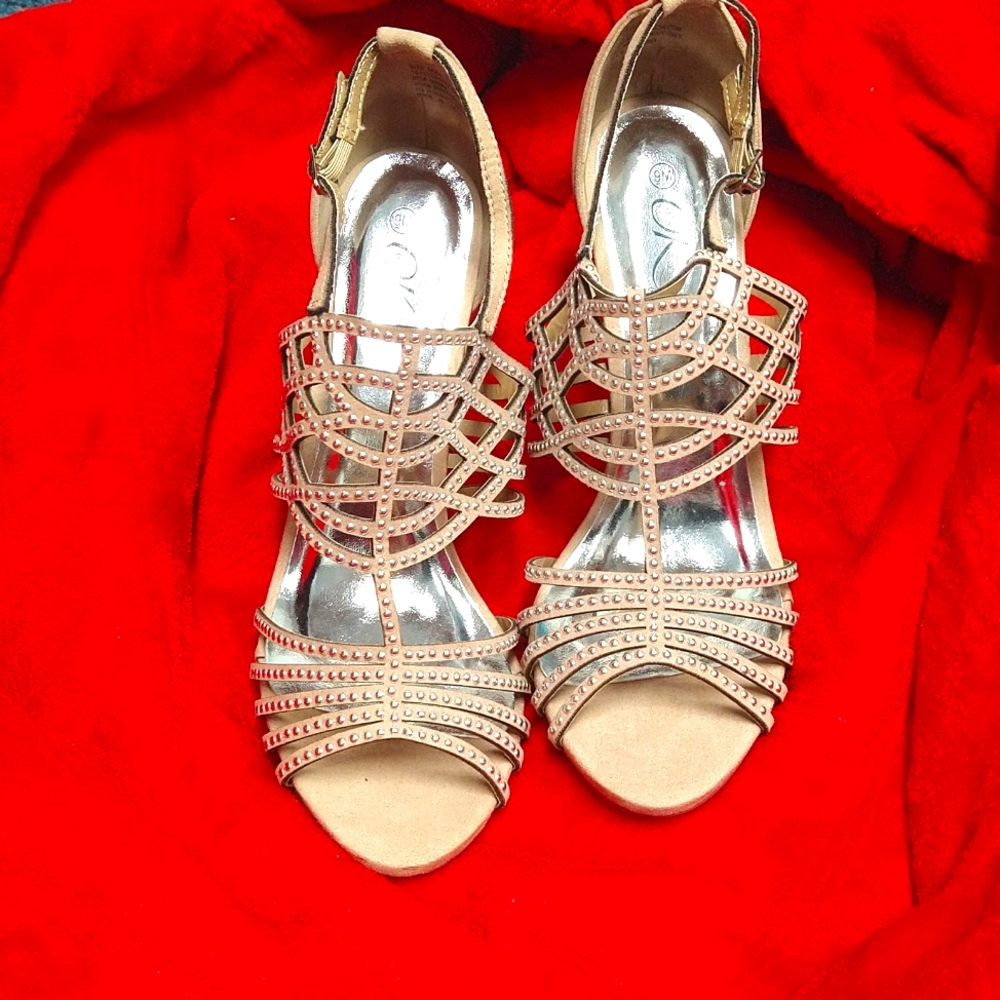 Leather high heel summer dress shoes!
